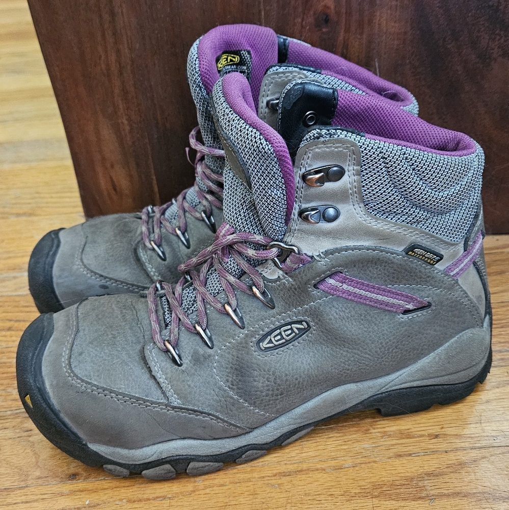 Keen Gray and Purple Hiking Boots Size 7